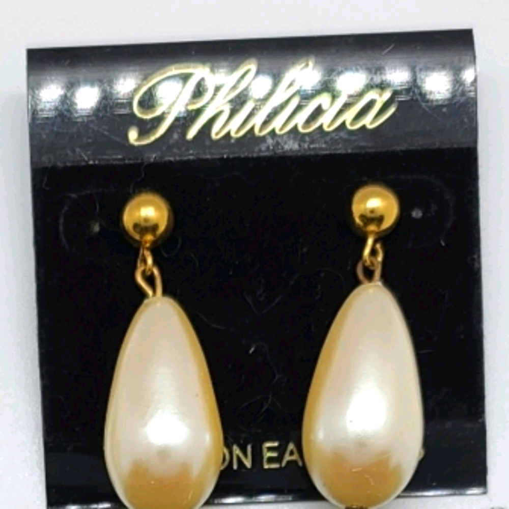 NWT Vintage Sterling Silver Faux Pearl Earrings